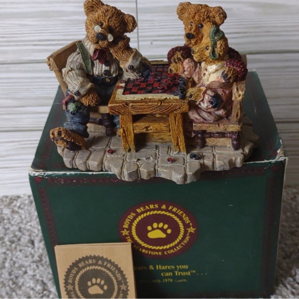 Boyds Bears Resin Figurine #2281 Grenville w/Matthew & Bailey Sunday Afternoon